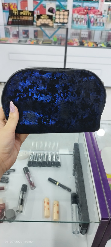 کیف آرایشی مخمل